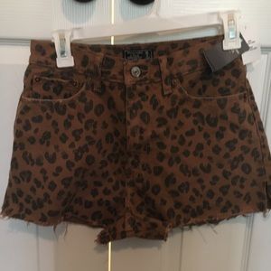 Abercrombie and Fitch high waist leopard shorts